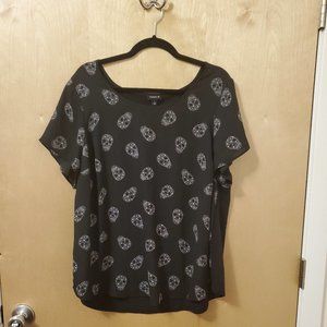 Torrid black skull shirt